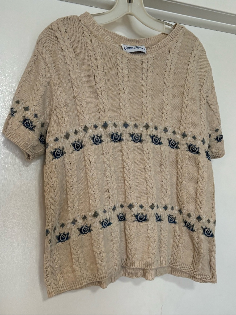 Beige Cable Knit Short-Sleeve Sweater with Navy Floral Trim